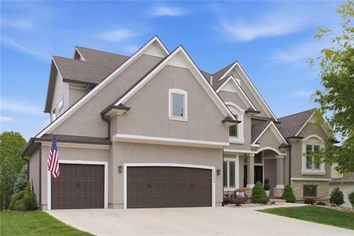 11426 S Gander St, Olathe, KS, 66061-6129 | Card Image