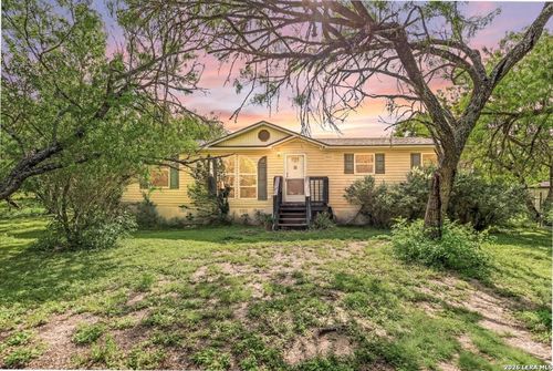 510 County Road 3820, San Antonio, TX, 78253-6904 | Card Image