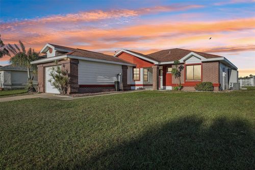 118 Pinewood Cir, Kissimmee, FL, 34743-7801 | Card Image