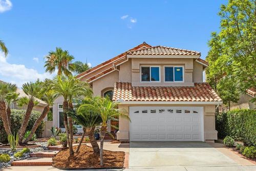 1636 Olympus Loop Dr, Vista, CA, 92081-5440 | Card Image