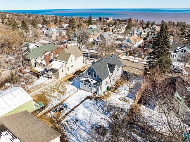 711 E 8 Th St, House other with 3 bedrooms, 2 bathrooms and null parking in DULUTH MN | Image 27