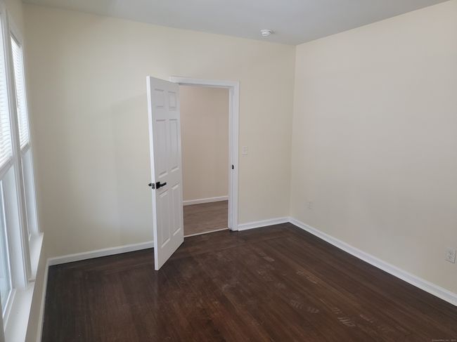 FL-1ST - 147 Edgewood St, Home with 3 bedrooms, 1 bathrooms and 1 parking in Hartford CT | Image 27