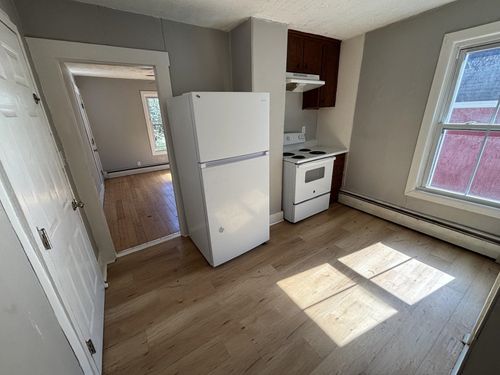 unit-3-42 Spruce St, Sanford, ME, 04073-2966 | Card Image