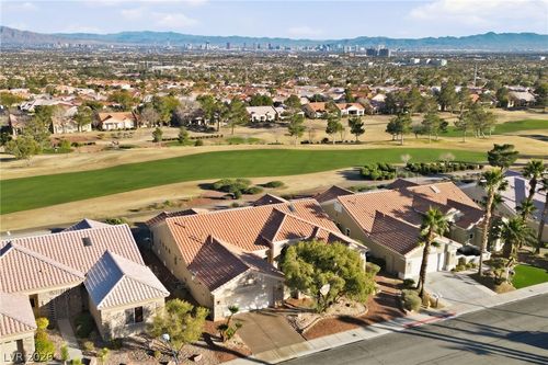 2108 Hot Oak Ridge St, Las Vegas, NV, 89134-5518 | Card Image