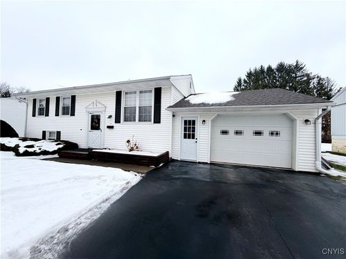 12 Brook Dr, Cortland, NY, 13045-3104 | Card Image