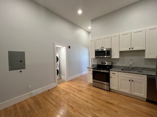 27-34 Saint Joseph St, Fall River, MA, 02723-2059 | Card Image