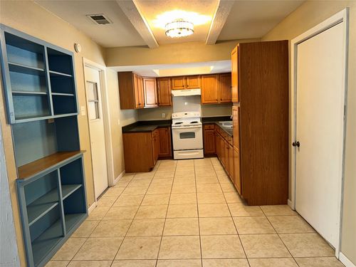 145 Price Dr, Lewisville, TX, 75067-4520 | Card Image