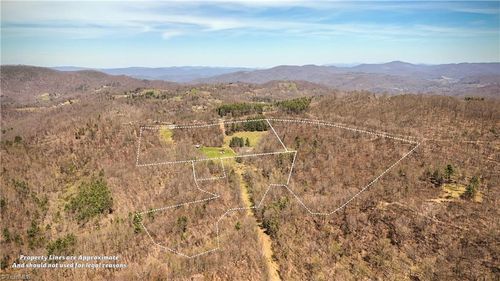 7277 Beech Mountain Road, Beech Mountain, NC, 28622 | Card Image