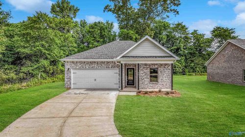 201 Primer Ln, New Market, AL, 35761-4703 | Card Image
