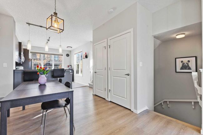 452 Ascot Cir Sw, Townhouse with 3 bedrooms, 3 bathrooms and 3 parking in Calgary AB | Image 7