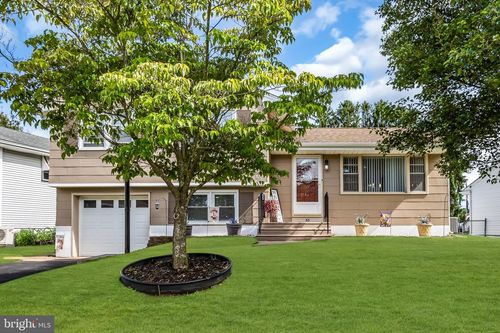 63 Valley View Road, Hamilton, NJ, 08620 | Card Image