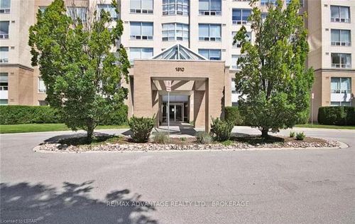 305-1510 Richmond St, London, ON, N6G4V2 | Card Image