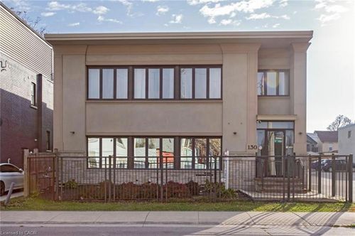 201-130 Wellington St N, Hamilton, ON, L8R1N3 | Card Image