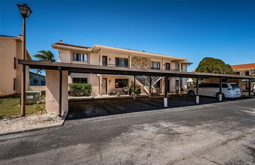 apt-1-9980 Eagles Point Cir, PORT RICHEY, FL, 34668-3622 | Card Image