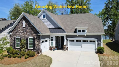 905 Raffaelo Vw, Mount Holly, NC, 28120-9368 | Card Image