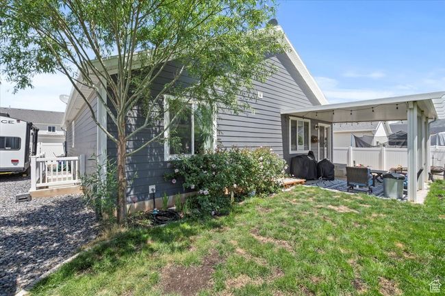 View of back of property | Image 30