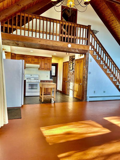 185 Us Route 4, Enfield, NH, 03748-3011 | Card Image