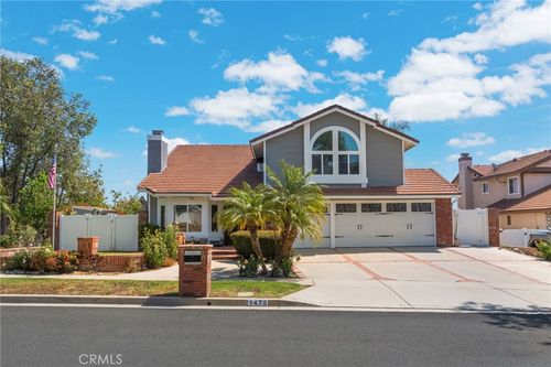 1475 Labrador Cir, Corona, CA, 92882-5768 | Card Image
