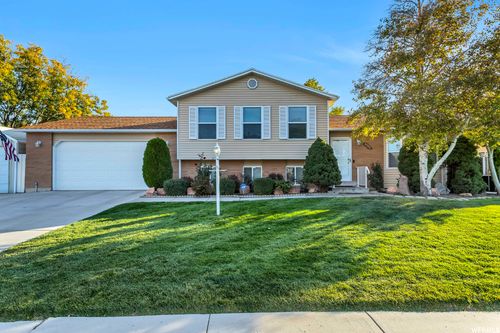 4333 Glen Hill Cir, West Valley City, UT, 84120-4094 | Card Image