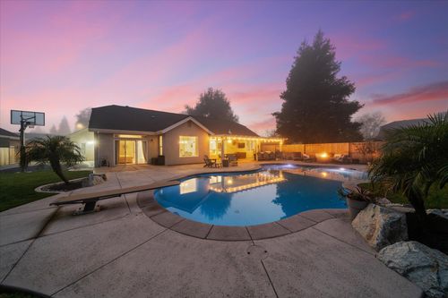 3030 Clear Water Ct, Redding, CA, 96002-5162 | Card Image
