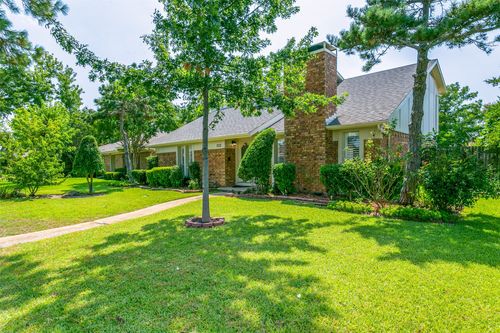 233 Heather Glen Dr, Coppell, TX, 75019-5826 | Card Image