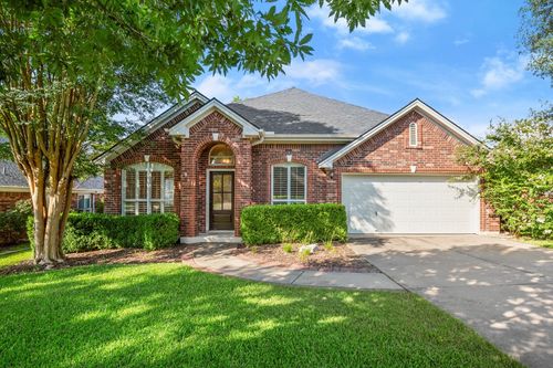 10807 Pinkney Ln, Austin, TX, 78739-1637 | Card Image