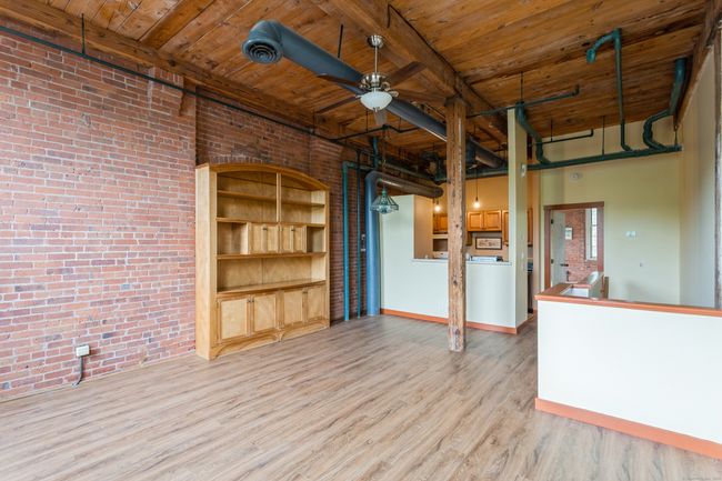APT-214 - 92 Main St, Condo with 2 bedrooms, 2 bathrooms and 2 parking in Deep River CT | Image 4