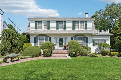 43 Beverly Rd, Hempstead, NY, 11550-5201 | Card Image