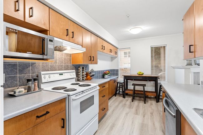 201 - 20239 Michaud Cres, Condo with 2 bedrooms, 2 bathrooms and 1 parking in Langley BC | Image 14