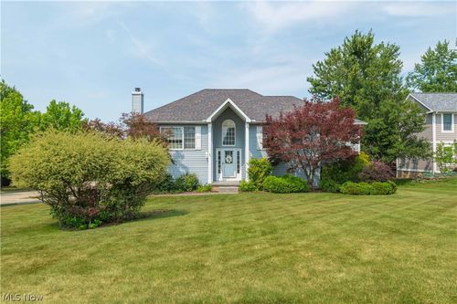 14122 Ashley Ln, North Royalton, OH, 44133-5232 | Card Image