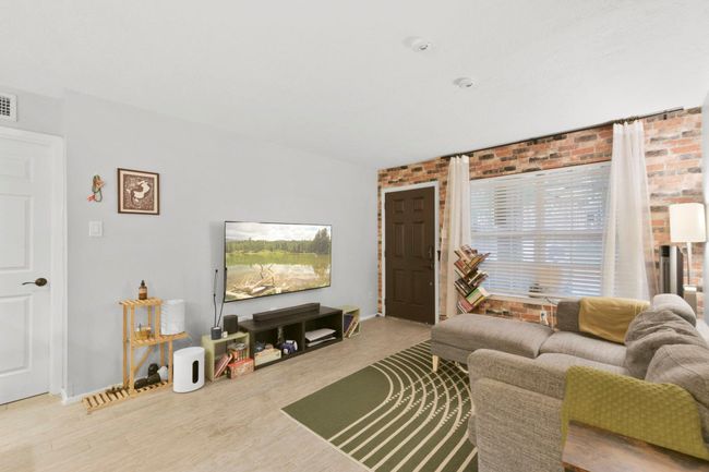 APT-127 - 3224 Timmons Ln, House attached with 1 bedrooms, 1 bathrooms and null parking in Houston TX | Image 4