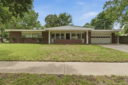 1708 60th Pl, Tulsa, OK, 74105-7019 | Card Image