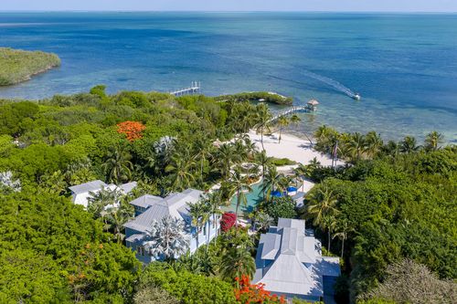 139 Gimpy Gulch Dr, Islamorada, FL, 33036-3114 | Card Image