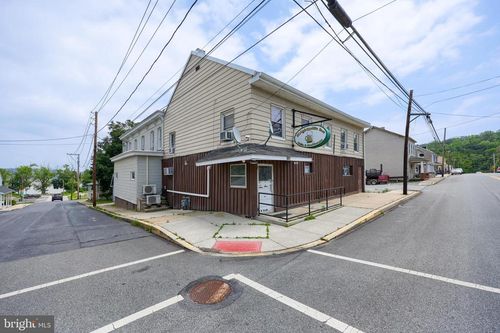 601 S Front St, WRIGHTSVILLE, PA, 17368-1617 | Card Image