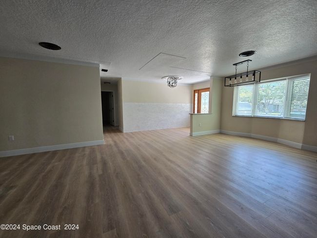 471 N 4 Th St, House other with 4 bedrooms, 2 bathrooms and null parking in Cocoa Beach FL | Image 8
