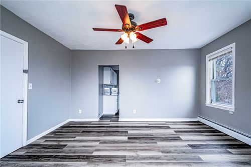 2-216 Maplewood Ave, Cranston, RI, 02920-5406 | Card Image