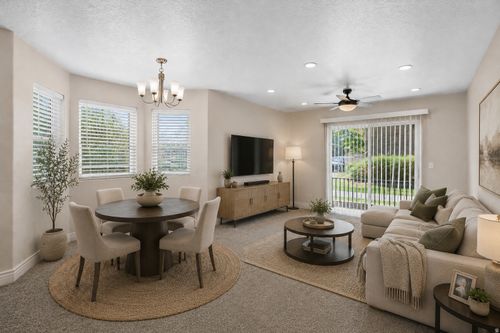 k3-8264 S Resaca Dr, Sandy, UT, 84070-2092 | Card Image