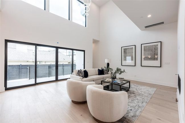 5008 Holt St, House other with 4 bedrooms, 6 bathrooms and 2 parking in Bellaire TX | Image 12