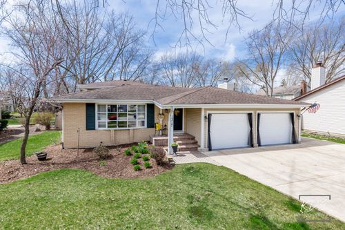 1317 Carol Ln, Naperville, IL, 60565-1233 | Card Image