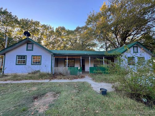9611 Celia Berryhill Rd, Okmulgee, OK, 74447-9004 | Card Image