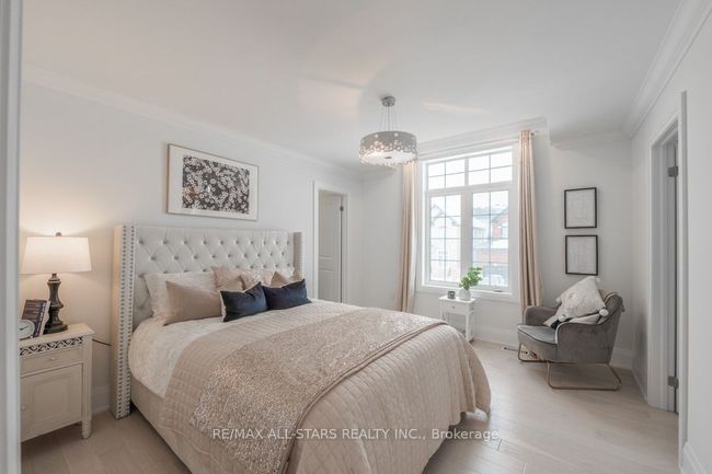 44 Bromont Dr, House other with 4 bedrooms, 4 bathrooms and 4 parking in Millbrook ON | Image 24