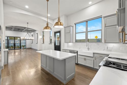 1719 Holman St, Houston, TX, 77004-4108 | Card Image