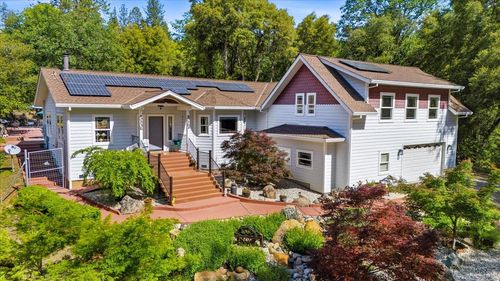 16276 Indian Flat Rd, Nevada City, CA, 95959-8703 | Card Image