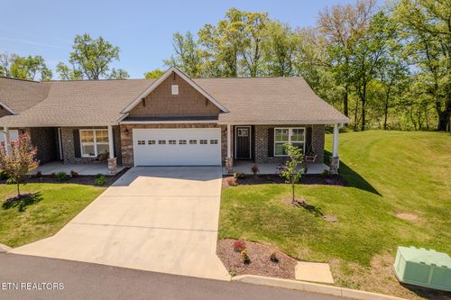 766 Snowflower Cir, Pigeon Forge, TN, 37863-2903 | Card Image