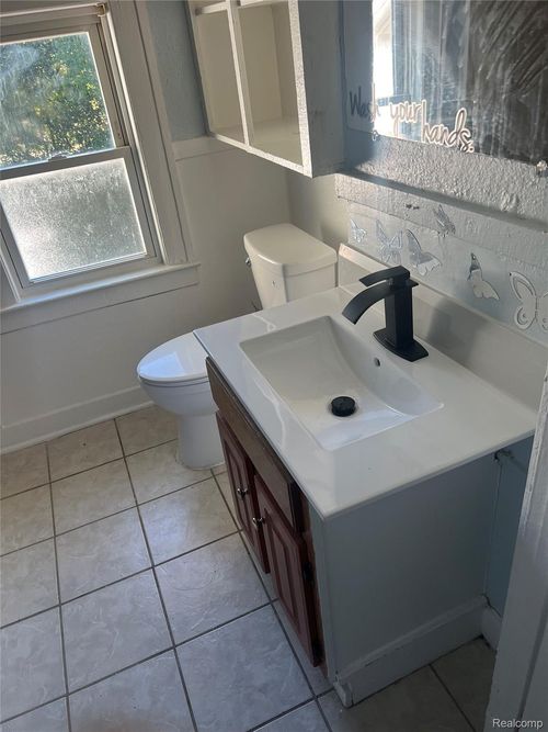 30 Mckinley Street, Pontiac, MI, 48342 | Card Image