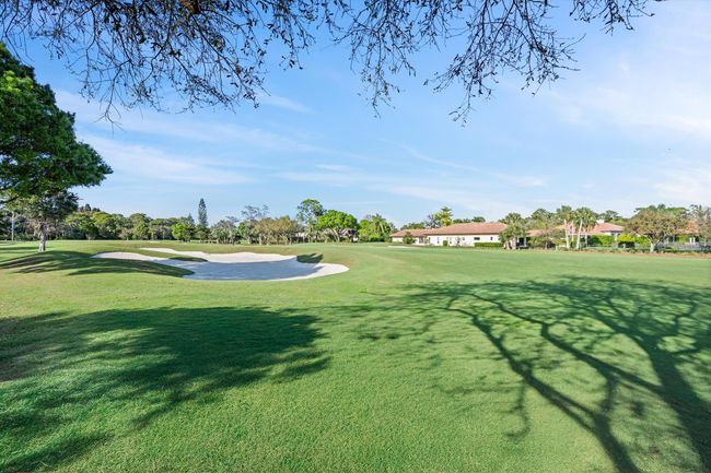 9445 E Fairway Ter, House other with 3 bedrooms, 3 bathrooms and null parking in West Palm Beach FL | Image 31