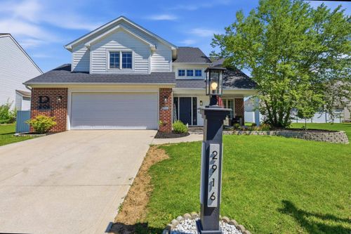 2916 Marne Pl, Fort Wayne, IN, 46818-8774 | Card Image