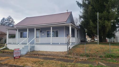 203 Walnut St, Waverly, OH, 45690-1157 | Card Image