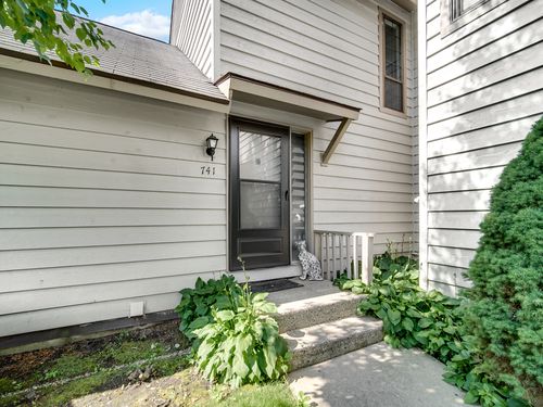 741 Colby Ct, Gurnee, IL, 60031-3116 | Card Image