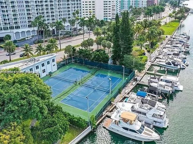 APT-514 - 5401 Collins Ave, Condo with 1 bedrooms, 2 bathrooms and null parking in Miami Beach FL | Image 21